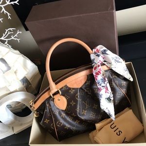 ❤LOUIS VUITTON TIVOLI Pm